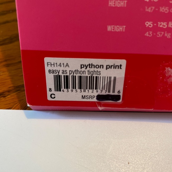 Spanx Easy As Python print tights - Picture 8 of 9